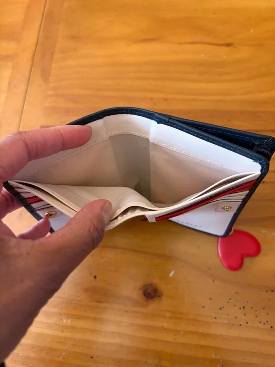 Radley London I Love You Medium Bifold - Picture 5 of 8